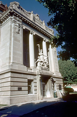 Monroe County courthouse in Bloomington, Indiana