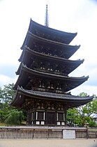 Gojū-no-tō five-storied pagoda from below