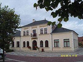 The town hall in Hordain
