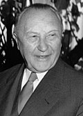 Konrad Adenauer - 7. CDU-Bundesparteitag-kasf0031 (cropped).JPG
