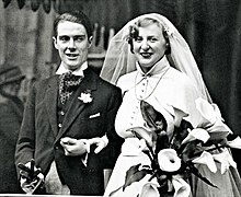 Lady Violet and Anthony Powell on their wedding day in 1934.