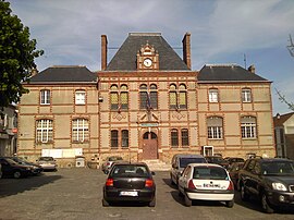 The town hall in Chaumes-en-Brie