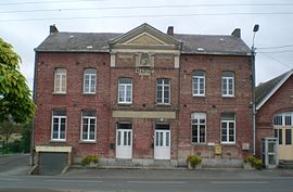 The town hall in Ramousies