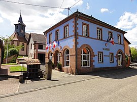 The town hall in Menchhoffen