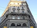 Eckabschrägung eines spitzwinkligen Gebäudes in Wien