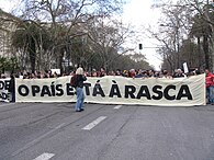 Geração à Rasca banner in the 12 March 2011 demonstration in Lisbon.