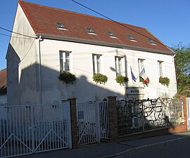 The town hall in Fublaines