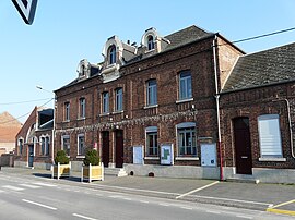 The town hall in Rumilly-en-Cambrésis