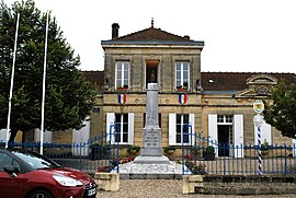 The town hall in Saint-Laurent-d'Arce
