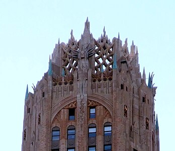 Crown of the General Electric Building (also known as 570 Lexington Avenue) by Cross & Cross (1933)