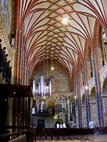 Northern aisle, repaired and raised to the height of the central nave in 1502 to 1522 (late gothic style)
