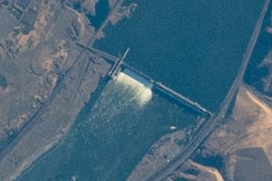 Cropped view of the dam on July 4, 2022