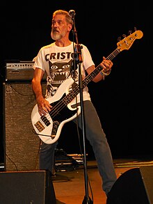 Alvarez performing with the Descendents in 2014