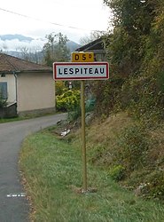 The road into Lespiteau