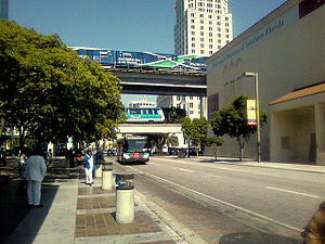 Metrorail (top), Metromover (middle), and Metrobus (bottom) at Government Center