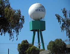 Gonzales - Water tower