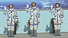 Shenzhou 14 crew