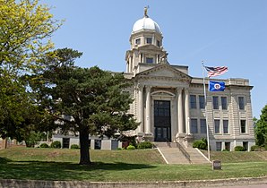 Das Jackson County Courthouse in Jackson, gelistet im NRHP Nr. 77000747[1]