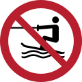 P058: Wasserski-Aktivitäten verboten