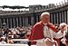 Johannes Paul II. auf dem Petersplatz