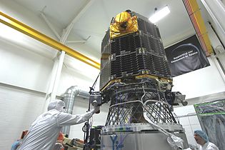 LADEE mounted on the vibration table prior to the start of vibration testing in January 2013