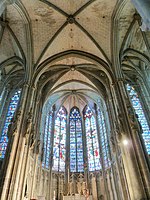 Gotisch: Chor zwischen zwei Querhauskapellen