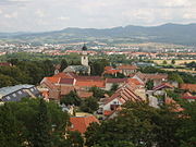 Blick auf Bojnice – im Hintergrund Prievidza