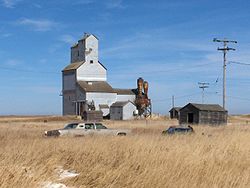 Former Saskatchewan Wheat Pool elevator in Bromhead.