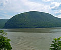 Storm King from the Breakneck Ridge train station across the Hudson River