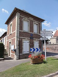 The town hall of Neuflieux
