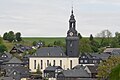Kirche und Häuser in Wurzbach mit Schiefer gedeckt und verkleidet