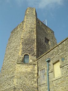 A photograph of St George's Tower taken in 2007