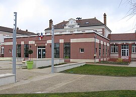 The town hall in Varennes-sur-Seine