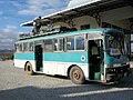 Laos Wo Straßen existieren verkehren regelmäßig Überlandbusse.