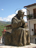 A sculpture of Padre Pio in Serra Pedace