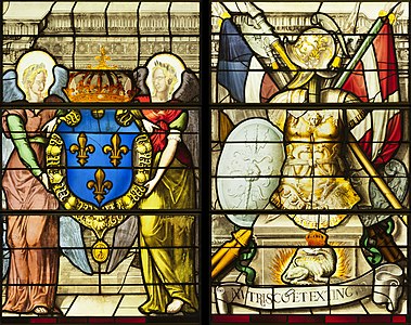 Detail of Bay 1: Two angels present the arms of France, and a trophy of arms