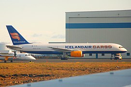 Frachtflugzeug (Icelandair Cargo)