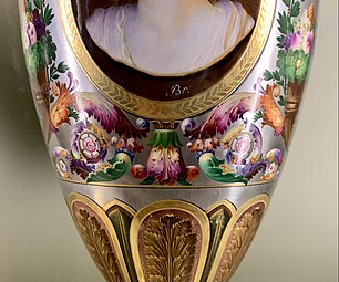 Neoclassical rinceaux on a vase, by the Sèvres Porcelain Manufactory, 1814, hard-paste porcelain with platinum background and gilt bronze mounts, Louvre[13]