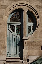 An Art Nouveau doorway in Ixelles, dating from 1902