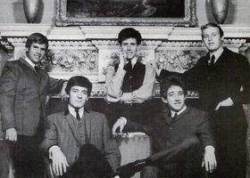 The Hollies in 1964 Left to right: Eric Haydock, Allan Clarke, Graham Nash, Tony Hicks, Bobby Elliott