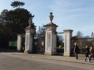 Elizabeth Gate, one of the entrances into Kew Gardens, at the west end of the green