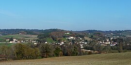 The village of Manzac-sur-Vern