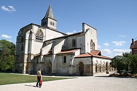 The church in Saint-Amand-sur-Fion