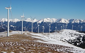 Tauernwindpark, Blick nach Osten (Februar 2008) 12 Windräder im Bild