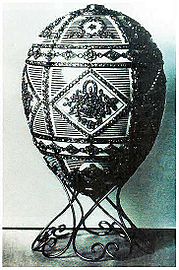 Alexander III Commemorative egg by Fabergé Est. $20–30,000,000