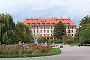 Plac Akademicki – public square