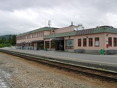 Railway station in Fauske; an important junction for many travellers. Fauske and Bodø are the most northerly stations on the main railway network in Norway. Photo: Lars Røed Hansen