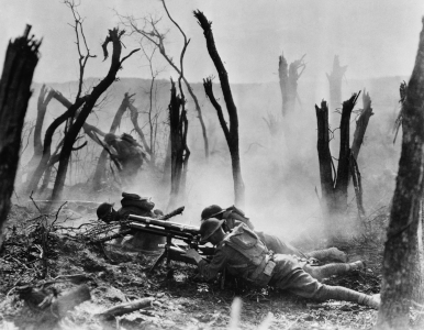 United States gun crew of the Regimental Headquarters Company, 23rd Infantry, advancing on German positions, 1918.