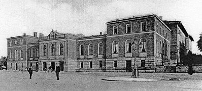 Station building of the Kempten terminal station of 1888. The facade was made of brick