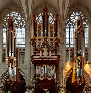Organ by Gerhard Grenzing (2000)